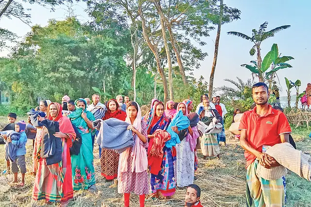 ‘মোর এত্তা উপকার অইছে যে কইয়্যা বুঝাইতে পারমু না’