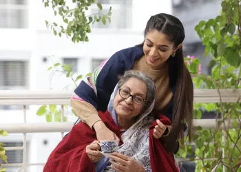 আপনার কি মনে পড়ে উল বোনা সেই দিনের কথা